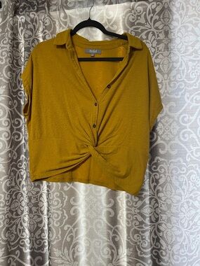 Marled Mustard Twist-Front Button-Down Top